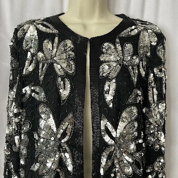 Sweelo Vtg Black/Silver Sequins Beaded Long Sleeve Silk Jacket Coat **Sz M**🌺🌺 - Picture 3 of 6